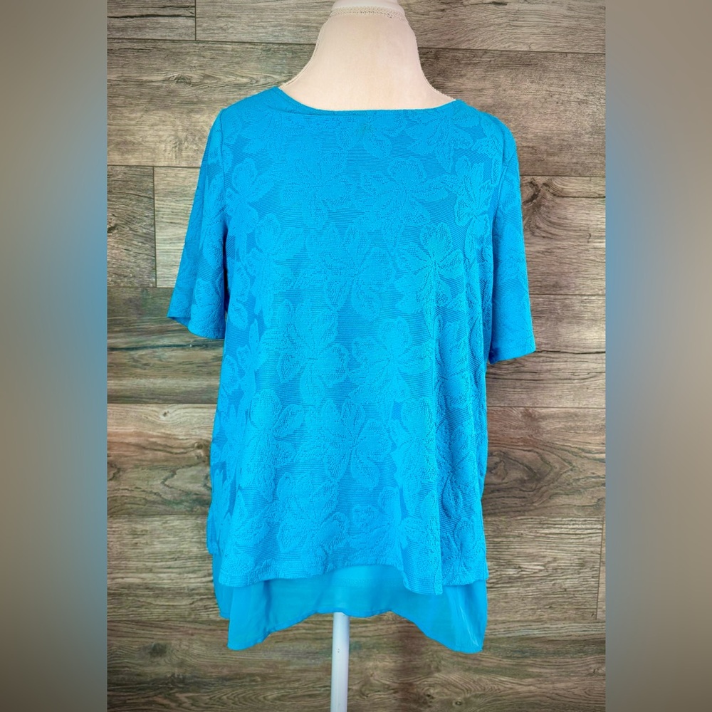 Dana Buchman Flowy Top